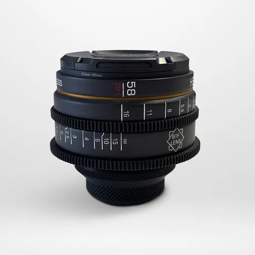 Helios-44 58mm f/2 (PL)